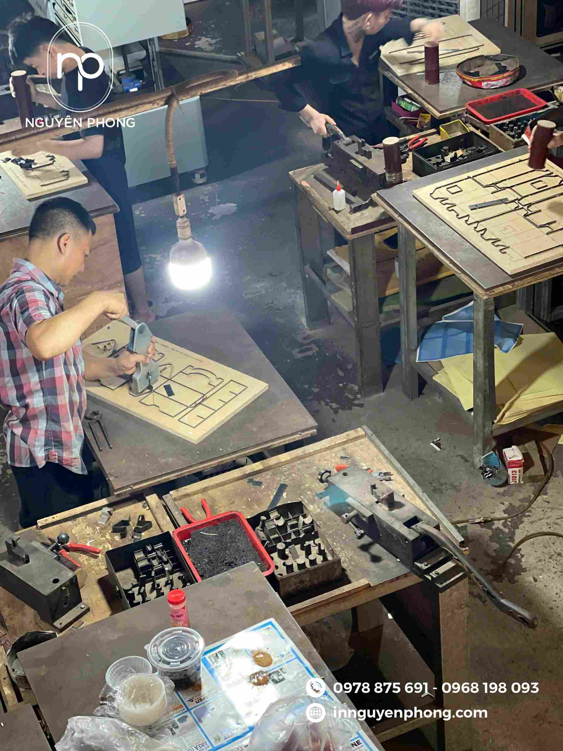 Quy trình gia công và thiết kế hộp quà 